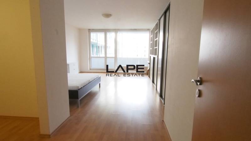 Rent Three bedroom apartment, Tomášikova, Bratislava - Nové Mesto, Slo