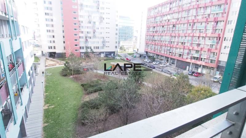 Rent Three bedroom apartment, Tomášikova, Bratislava - Nové Mesto, Slo