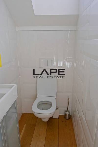 Sale Family house, Family house, Stredná, Bratislava - Ružinov, Slovak